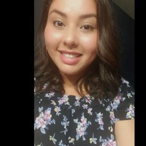 Meet your Posher, Lydia